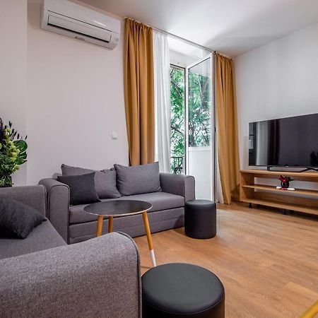 Apartments Euphoria East Рийека Екстериор снимка