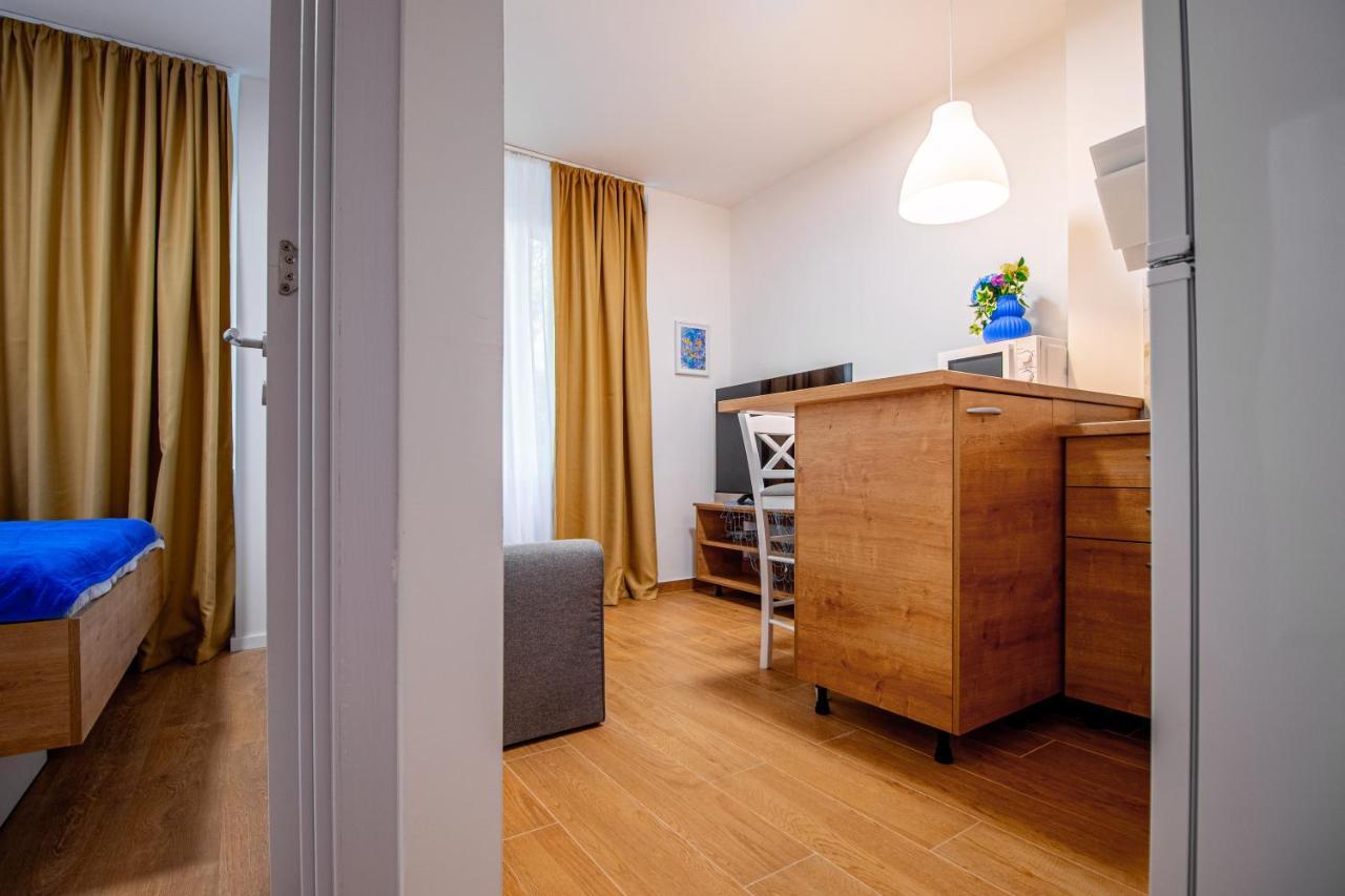 Apartments Euphoria East Рийека Екстериор снимка
